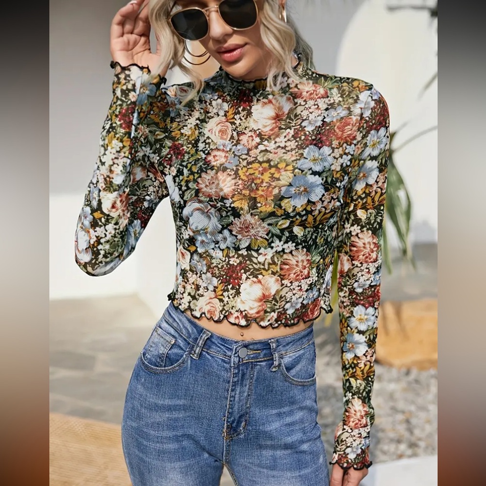NWOT Boutique Floral Long Sleeve Mesh Crop Top XXL - Picture 2 of 10